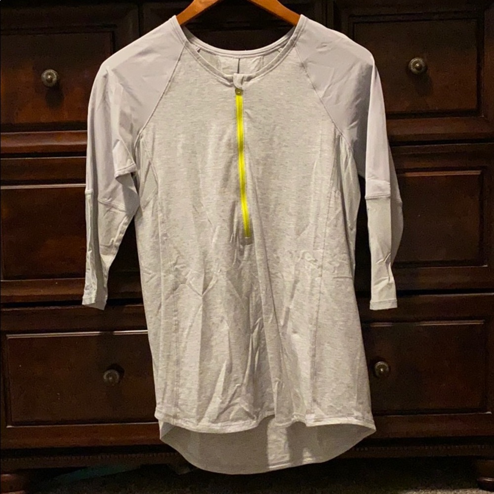 Lululemon top.